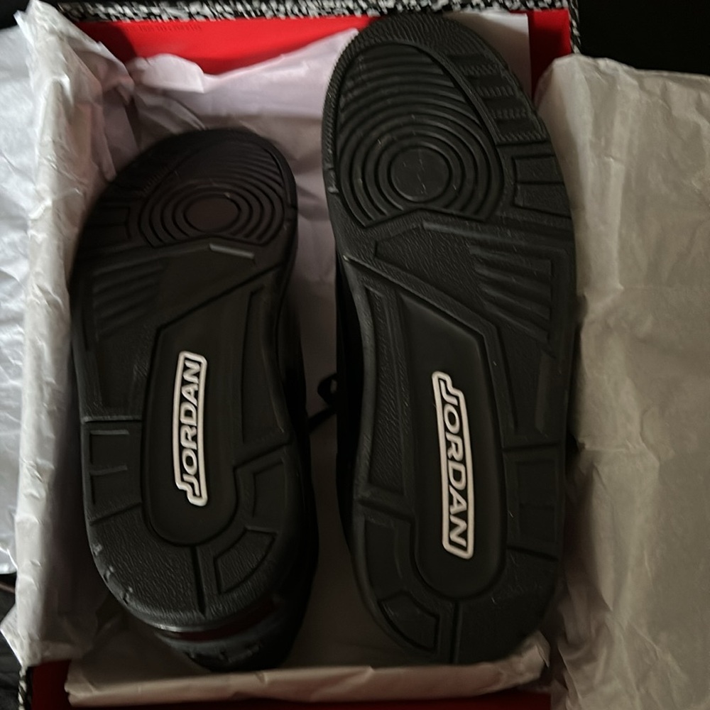 Jordan 3 Black Cat - Picture 2 of 4